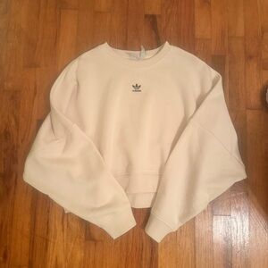 NWOT Adidas ESSENTIALS CREW FLEECE SWEATSHIRT -medium